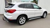 BMW X1 xDrive 20d abnehmbarer AHK Pano Headup Memory - BMW X1 mit Diesel-Antrieb: Standheizung