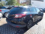 Renault Megane III Grandtour BOSE Edition 2,0 *Automatik - Renault Megane mit Benzin-Antrieb: Kombi, 2.0