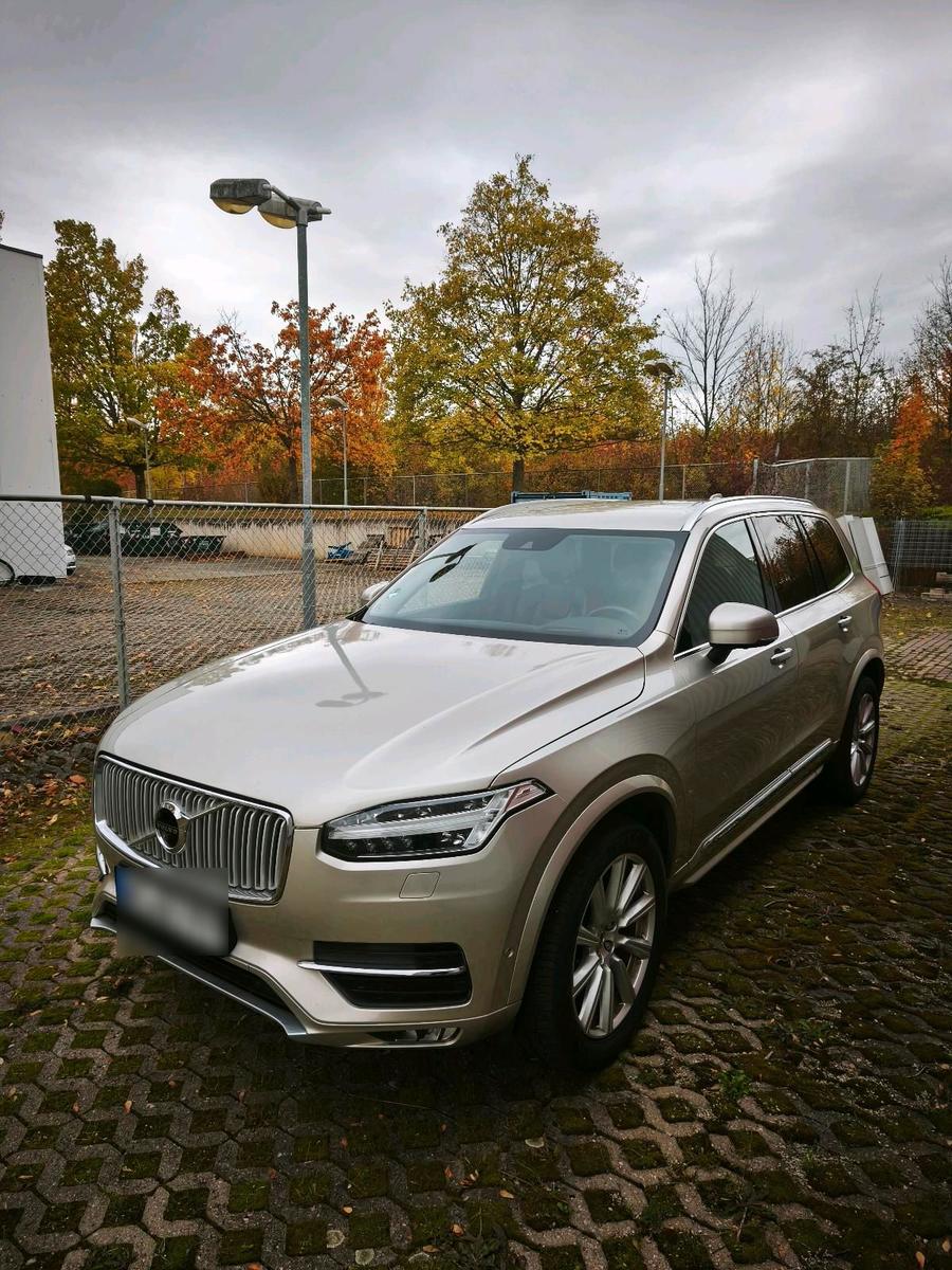 Volvo XC90