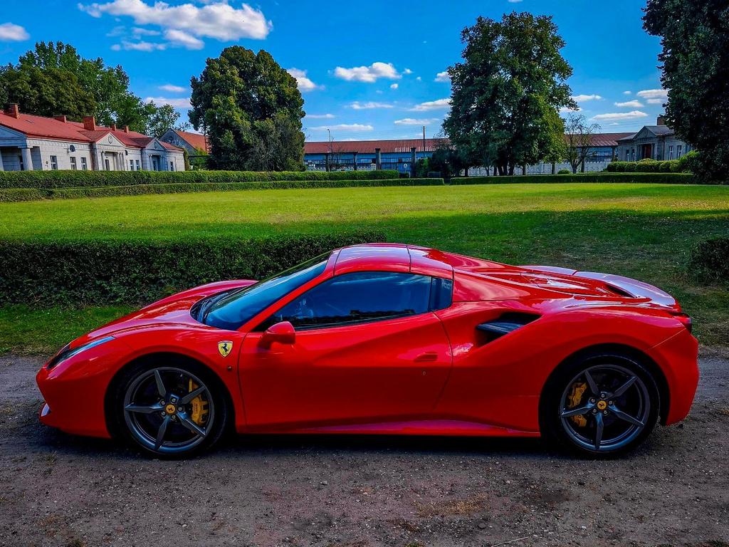 Ferrari 488 Spider