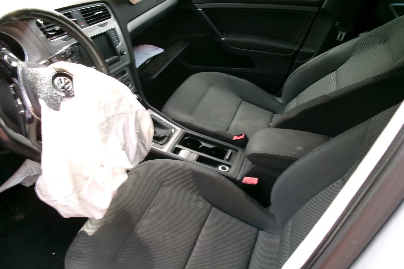 Volkswagen Golf 2014 — photo 10