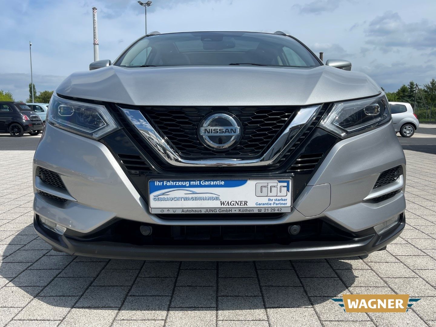 Fahrzeugabbildung Nissan Qashqai Akari Leder Pano SHZ 360°LED  Klimaautom