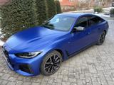 BMW i4 M50 - Carbonpaket - Frozen Blau - Glasdach - BMW i4 von privat