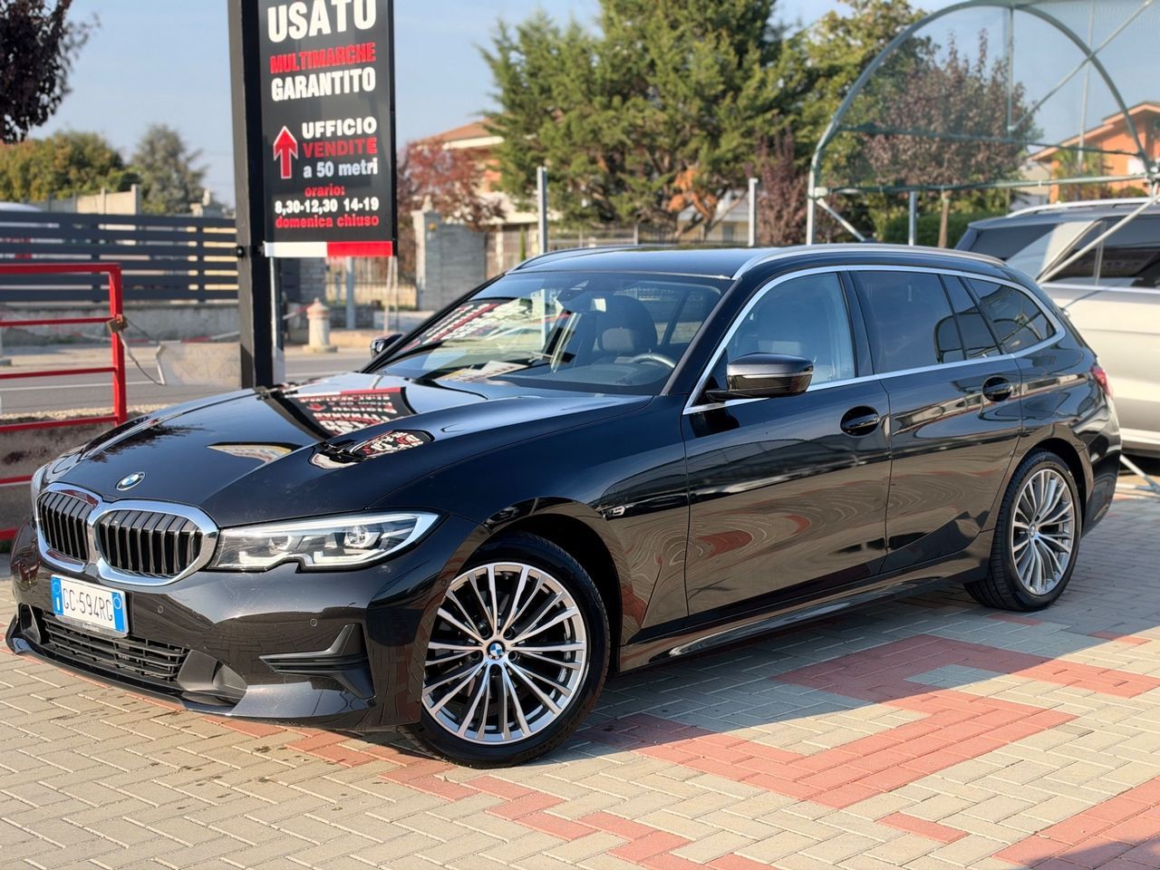 BMW Bmw 320d xDrive Touring Advantage 190CV imagem 2