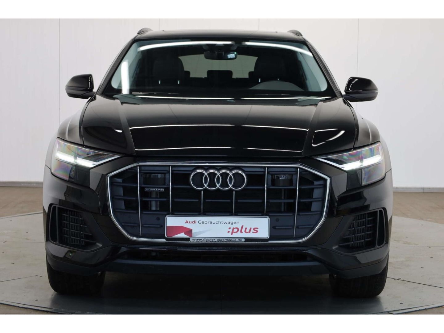 Audi Q8 55 TFSI quattro foto 3