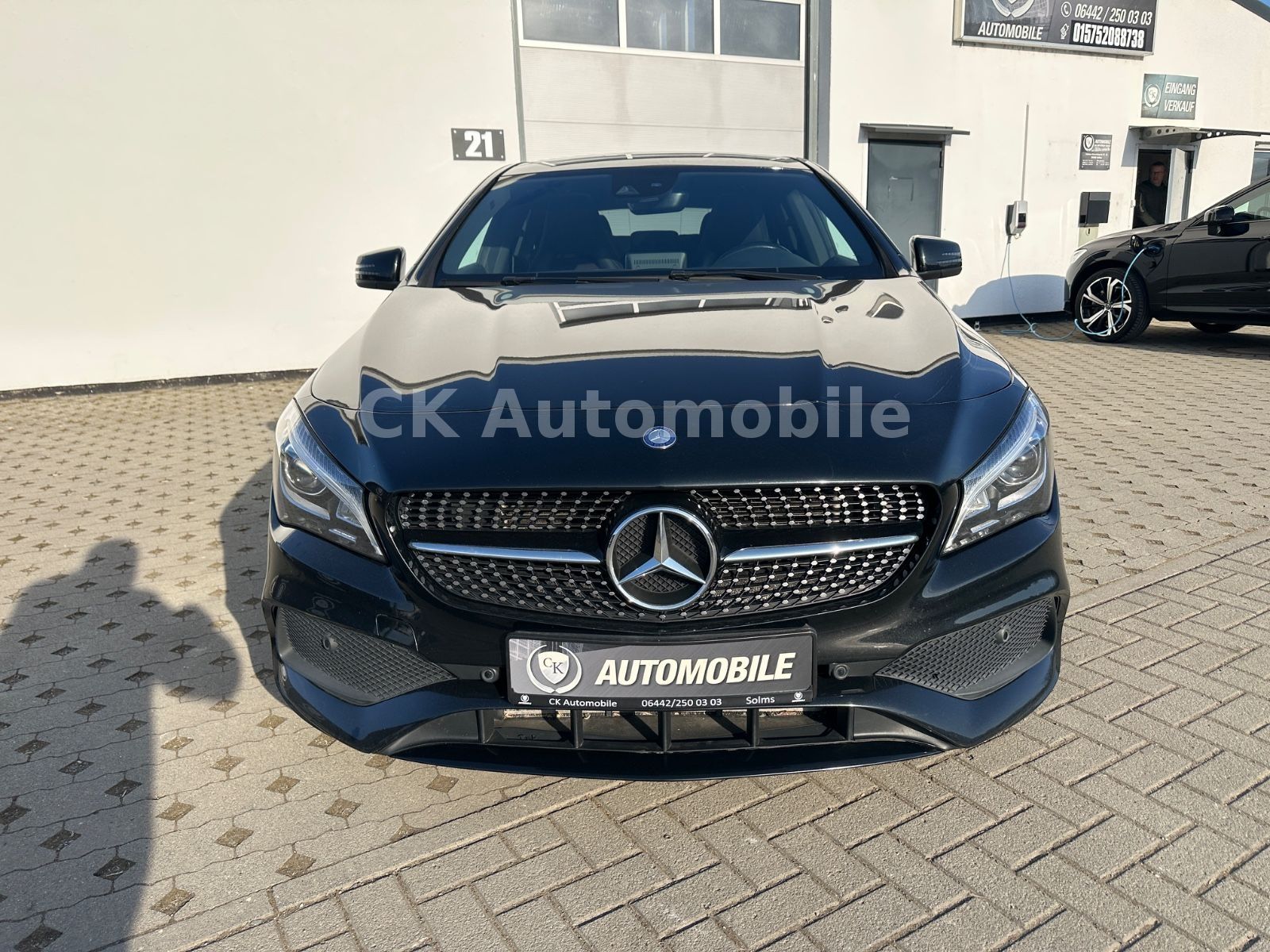 Fahrzeugabbildung Mercedes-Benz CLA 220 CDI Shooting Brake/4Matic/AMG-Line/LED