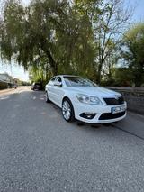 Skoda Octavia 2.0 TDI DSG RS RS - Skoda aus 2009: RS
