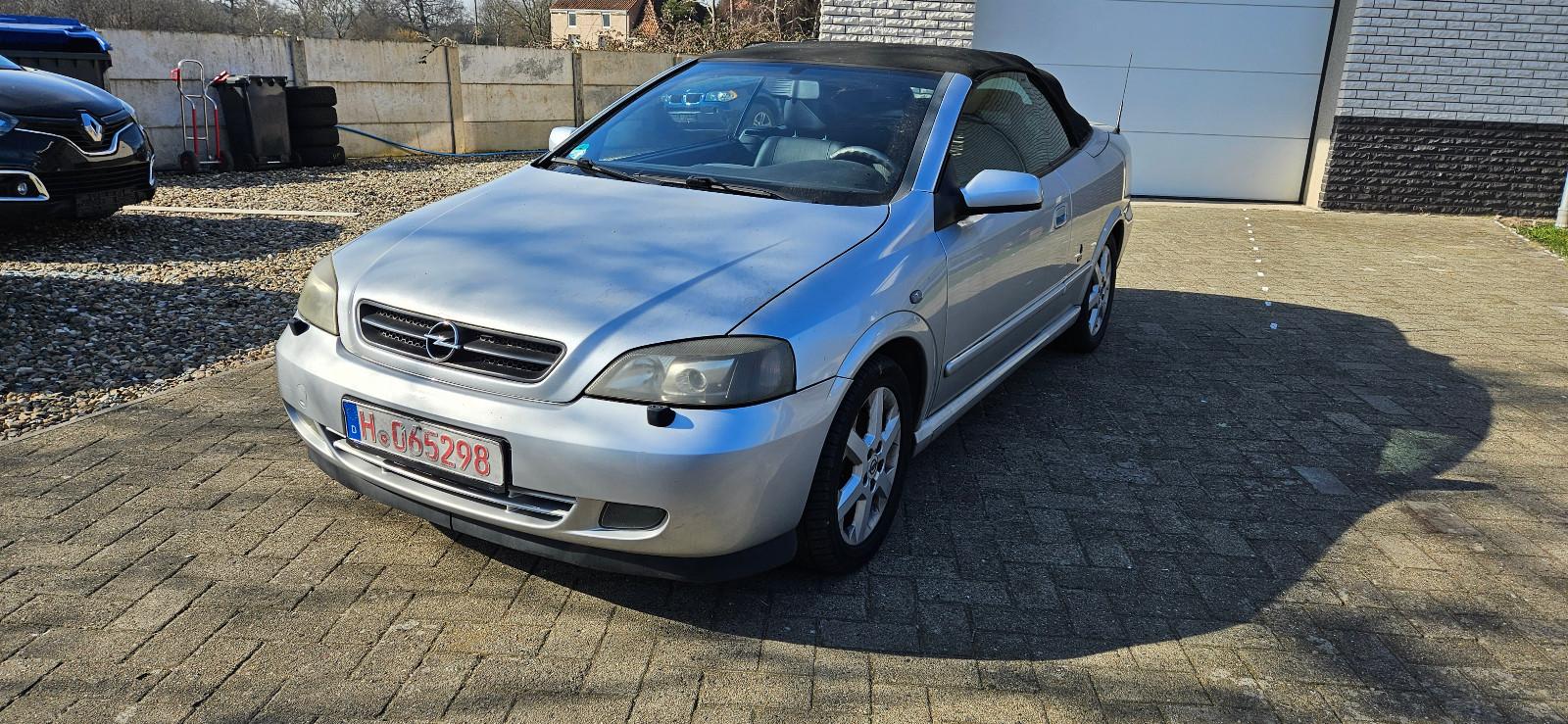 Opel Astra Cabrio 2.2 Edition 90 Jahre Bertone