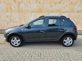 Dacia Sandero Stepway Prestige *NAVI*PDC*TEMPOMAT* - Dacia Sandero: Prestige