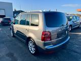 Volkswagen Touran 2.0TDI Highline-BI Xenon-Navi-HSD-AHK - gebrauchte VW Touran aus dem Jahr 2006