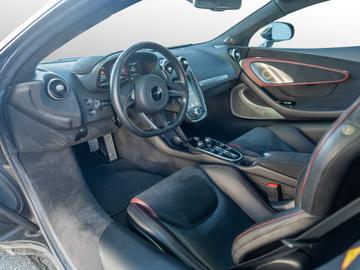 2025 Mclaren GTS — фото 8