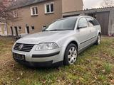 Volkswagen VW Passat 3bg 1.9 tdi - Volkswagen Passat aus 2004 mit Diesel-Antrieb