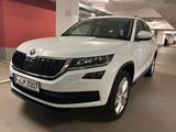 Skoda Kodiaq 2.0 TDI Style DSG 4x4 AHK Pano Canton