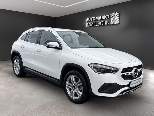 MERCEDES-BENZ GLA 250 e Mubeam*Distro*360*AHK*HUD*DAB*18*