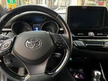 Toyota C-HR - 9