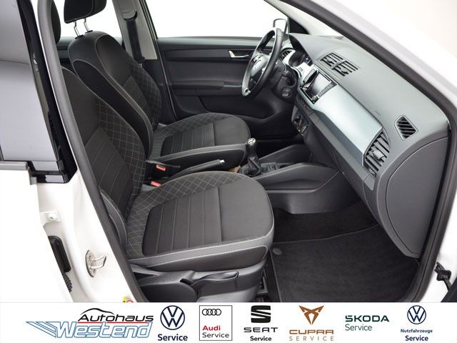 Fahrzeugabbildung SKODA Fabia Combi Ambition 1.0l MPI 44kW 5-Gang Navi K