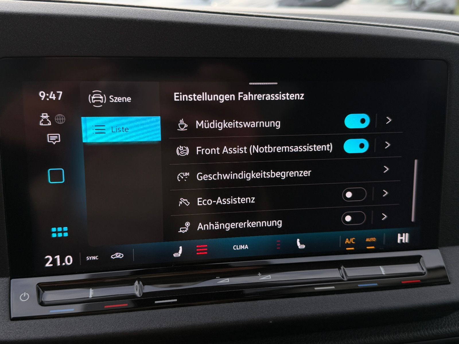 Fahrzeugabbildung Volkswagen Caddy Life TDI DSG DAB GRA Navi SHZ PDC Vorb.AHK