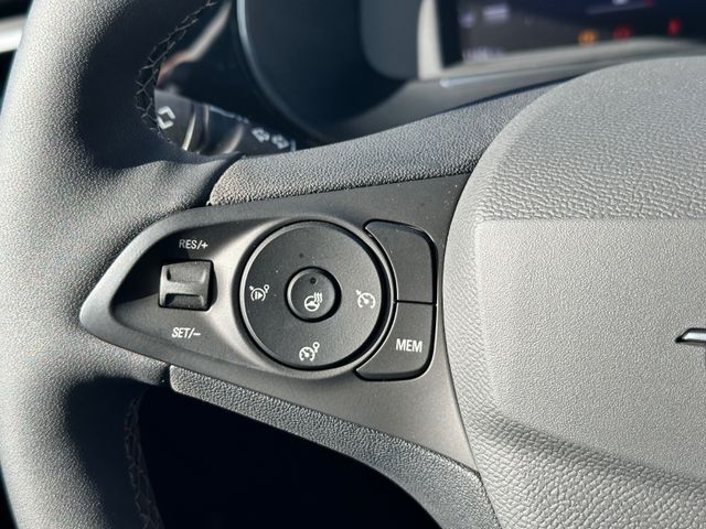 Fahrzeugabbildung Opel Corsa F 1.2 Turbo LED,SHZ,Kam.,PDC,Facelift,LM