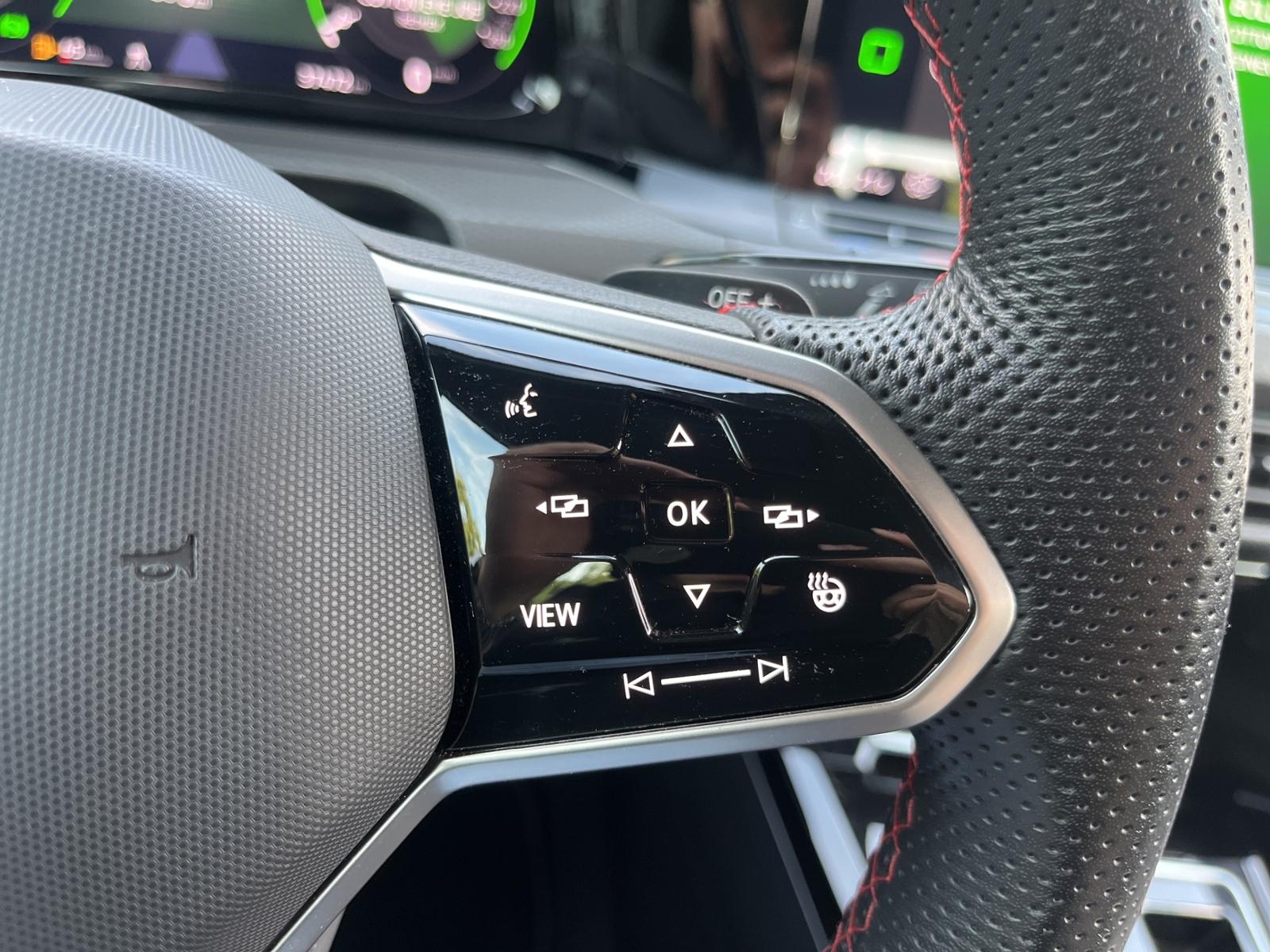 Volkswagen Golf VIII GTI 2.0 TSI App-Connect Sitzheizung LE, миниатюра 15