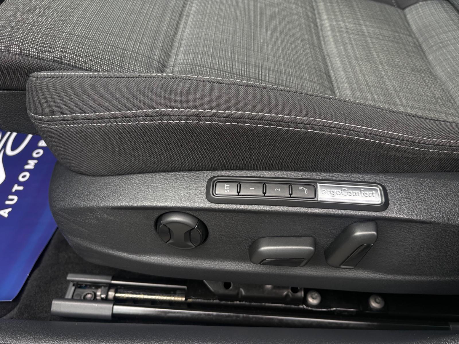 Volkswagen Passat Variant DSG Business Matrix/Kamera/Massag, миниатюра 12