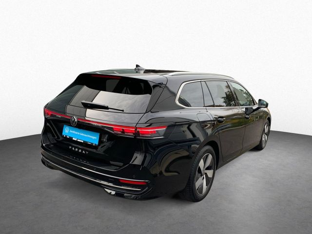 Passat Variant 2.0 TDI DSG ELEGANCE AHK+IQ.LIGHT