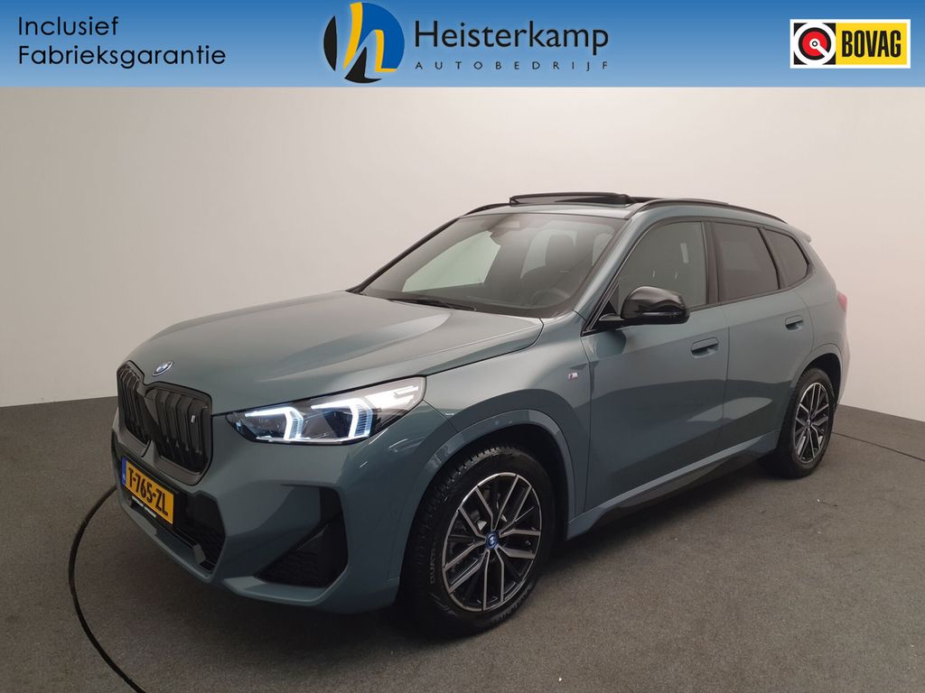 BMW iX1