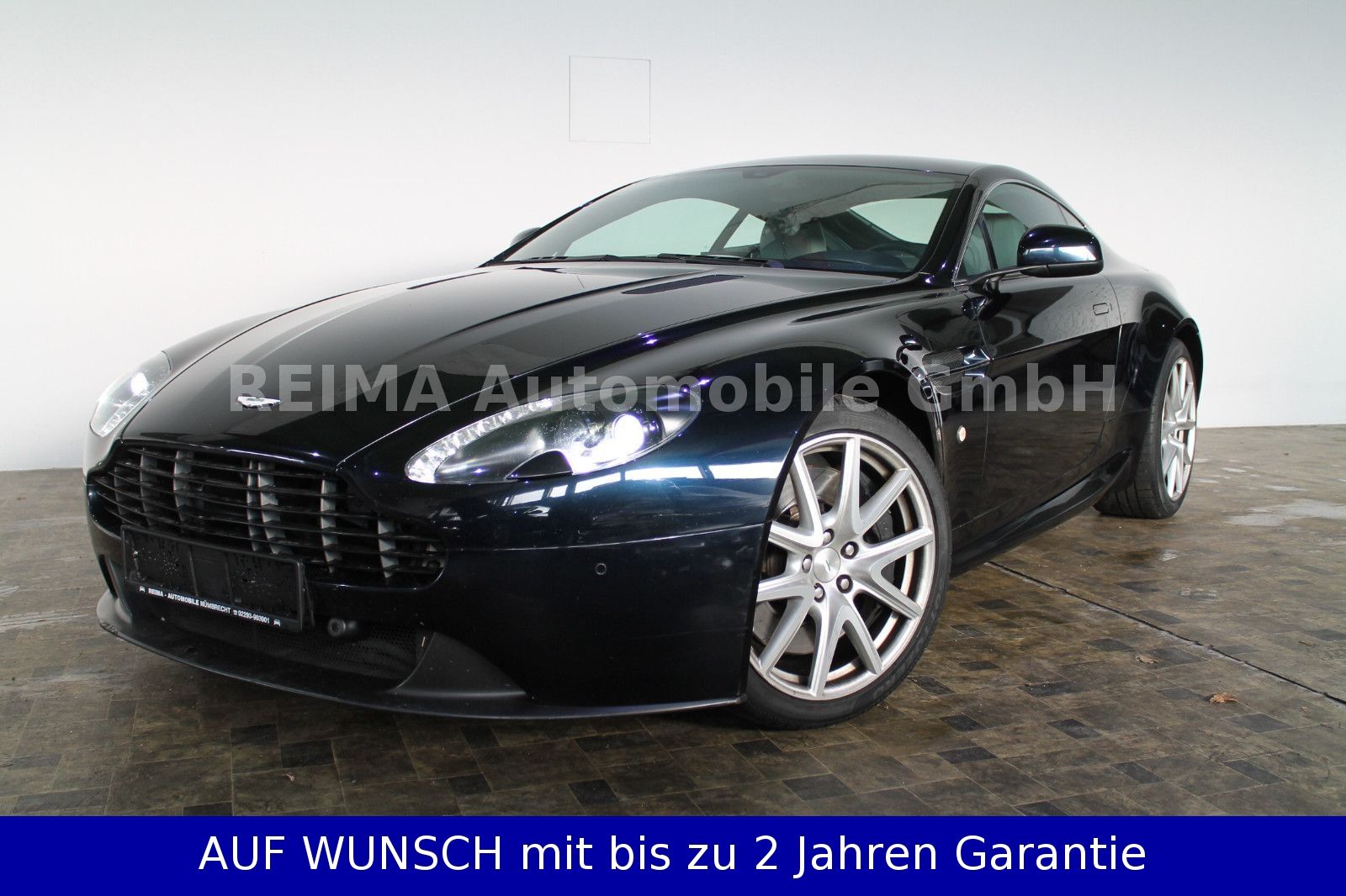 Fahrzeugabbildung Aston Martin V8 Vantage 4,7i, voll Scheckheft gepflegt,