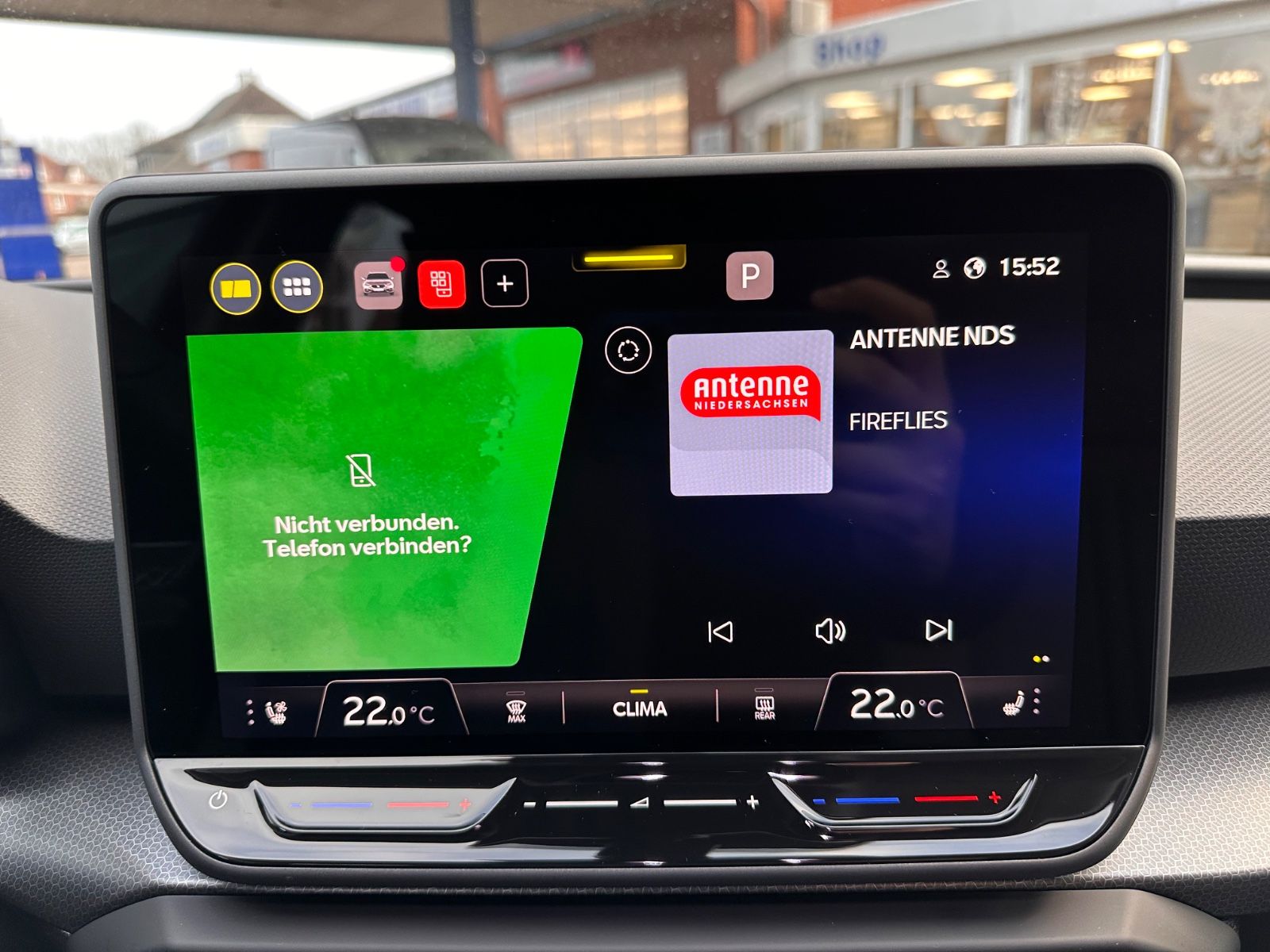 Fahrzeugabbildung SEAT Leon ST 1.5 eTSI Style DSG AHK/ACC/LED/SHZG/PDC