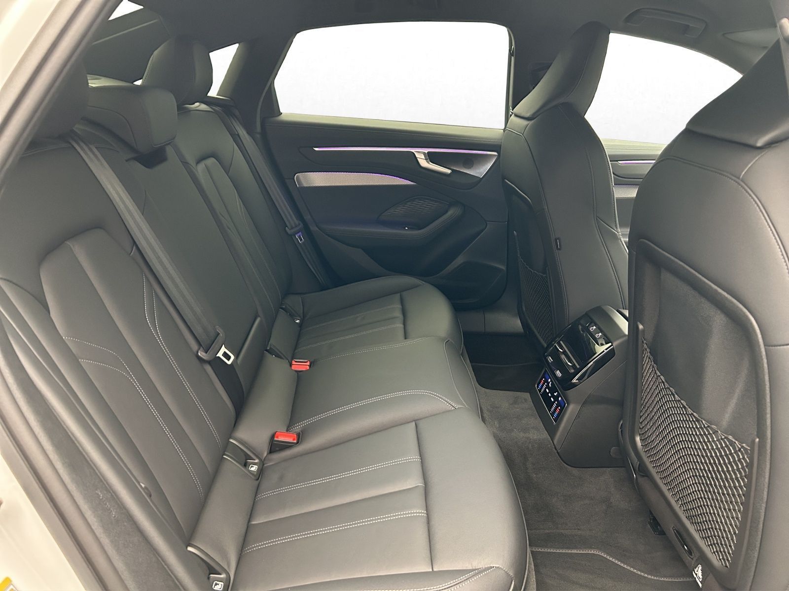 Audi A6 - Bild 15
