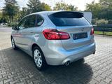 BMW 220 Baureihe 2 Active Tourer 220 d Advantage - BMW 220 in Solingen