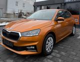 Skoda Ambition CarPlay Xenon LED 1. Hand - Skoda: Orange