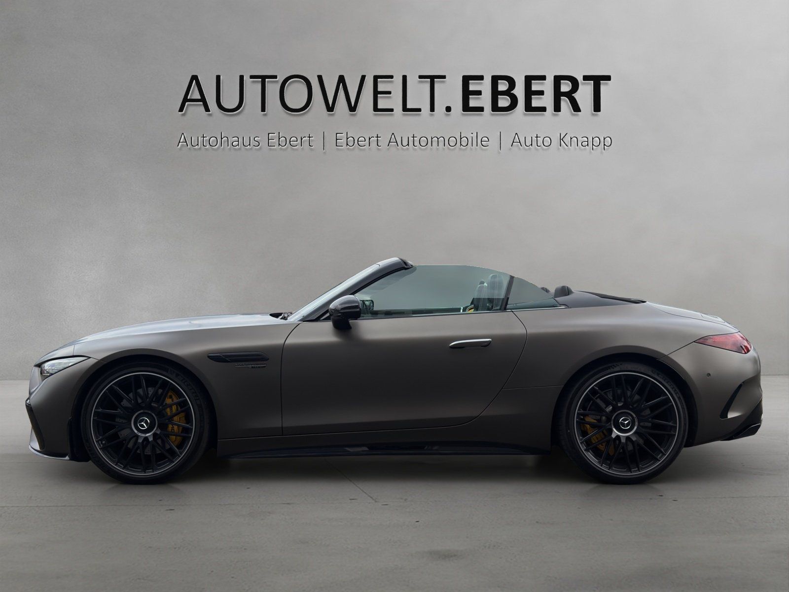 Fahrzeugabbildung Mercedes-Benz SL63 AMG Prem+ AERO Perf.Sitz DISTR Carbon MAGNO