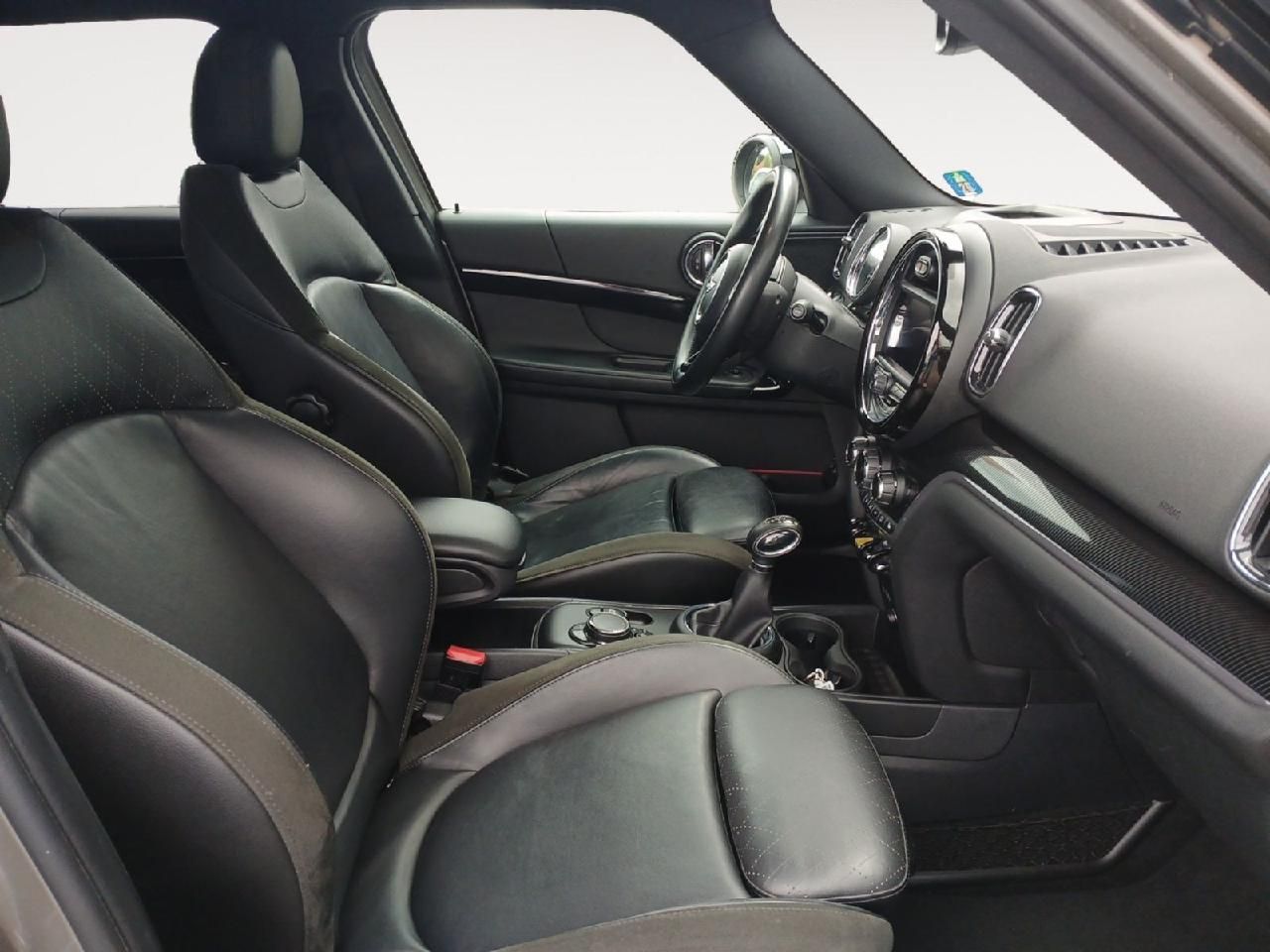 Fahrzeugabbildung MINI Countryman Cooper SE All4
