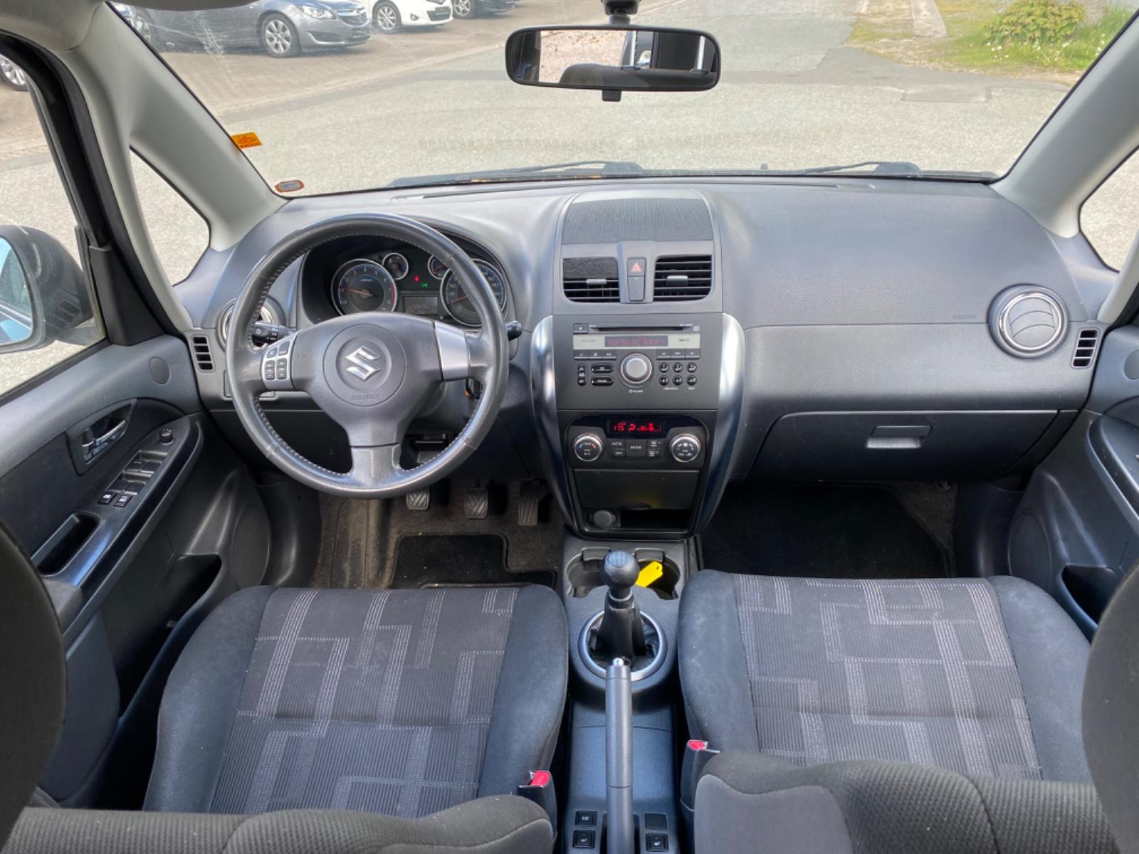 Suzuki SX4 1.6 VVT 2WD Comfort KLIMAAUTOMATIKTüv10-2027