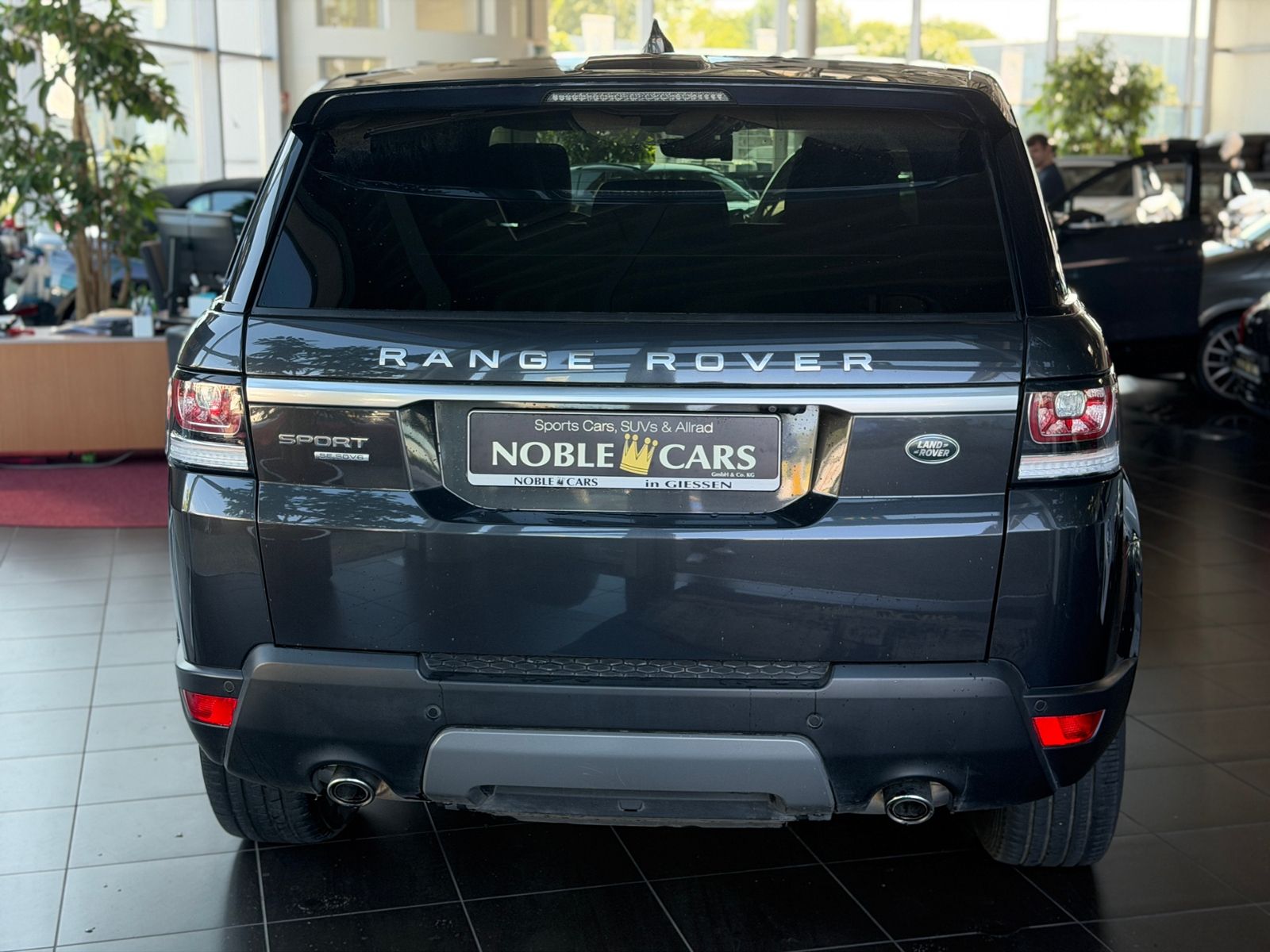 Fahrzeugabbildung Land Rover Range Rover Sport SDV6 SE AHK STDHZ -TEXT LESEN!