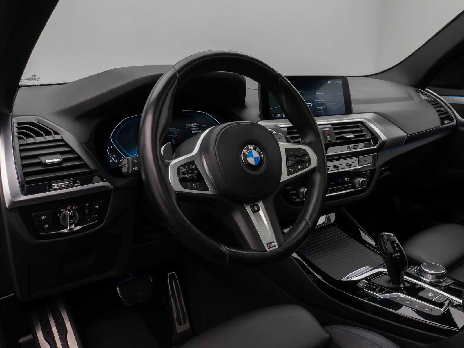 Fahrzeugabbildung BMW X3 xD30e M Sport Panorama 360°HUD DAB HiFi 20Zl
