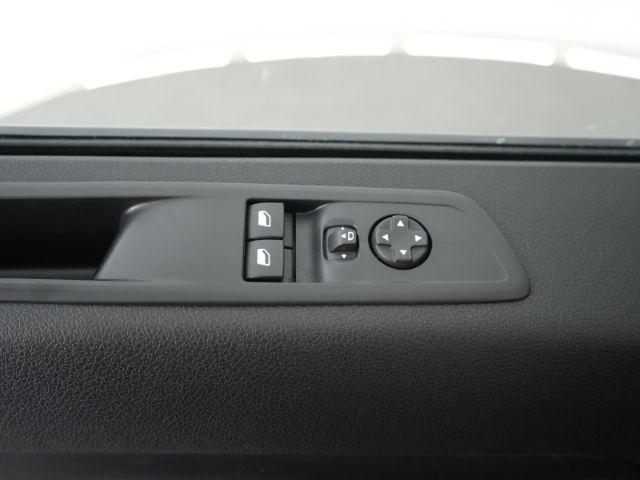 Vivaro C CARGO L CDTI+NAVI+SCHIEBETÜR+PARKPILOT+