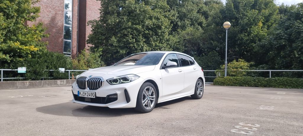 BMW 118
