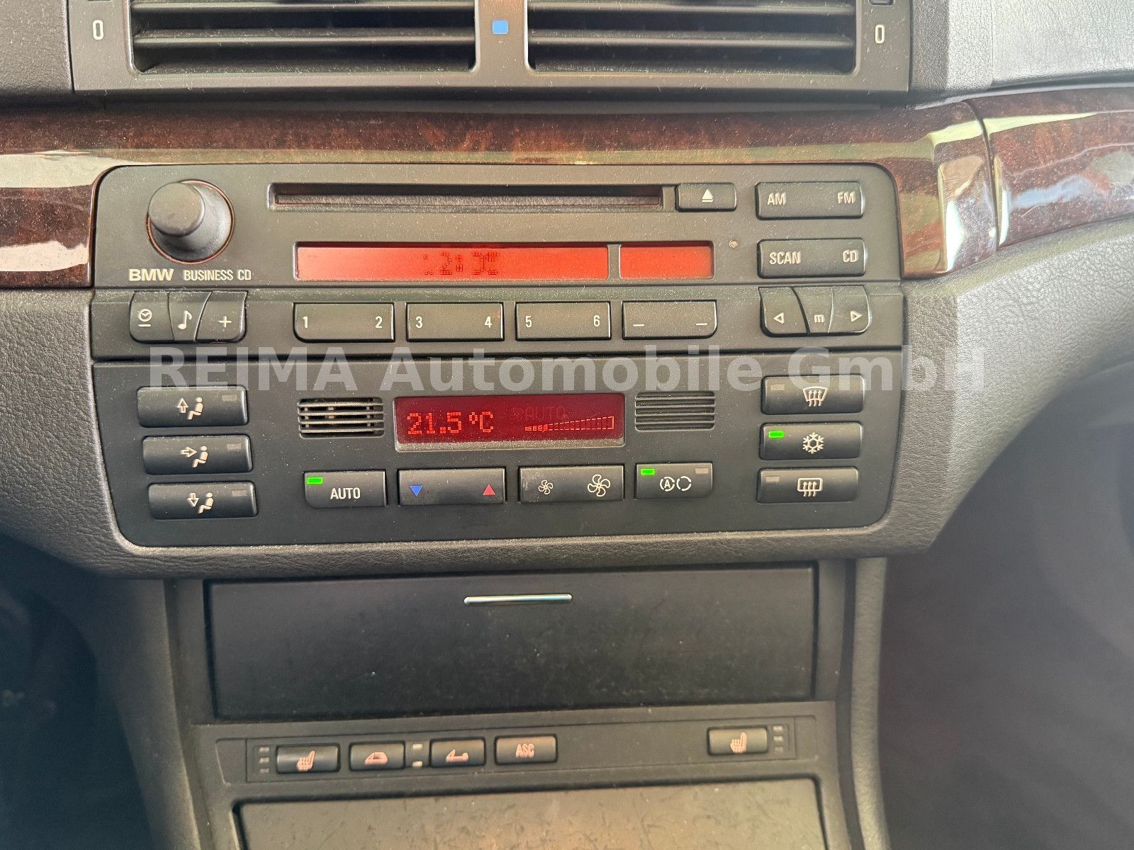 Fahrzeugabbildung BMW 325 Cabrio Ci, Leder, Klima, Alu