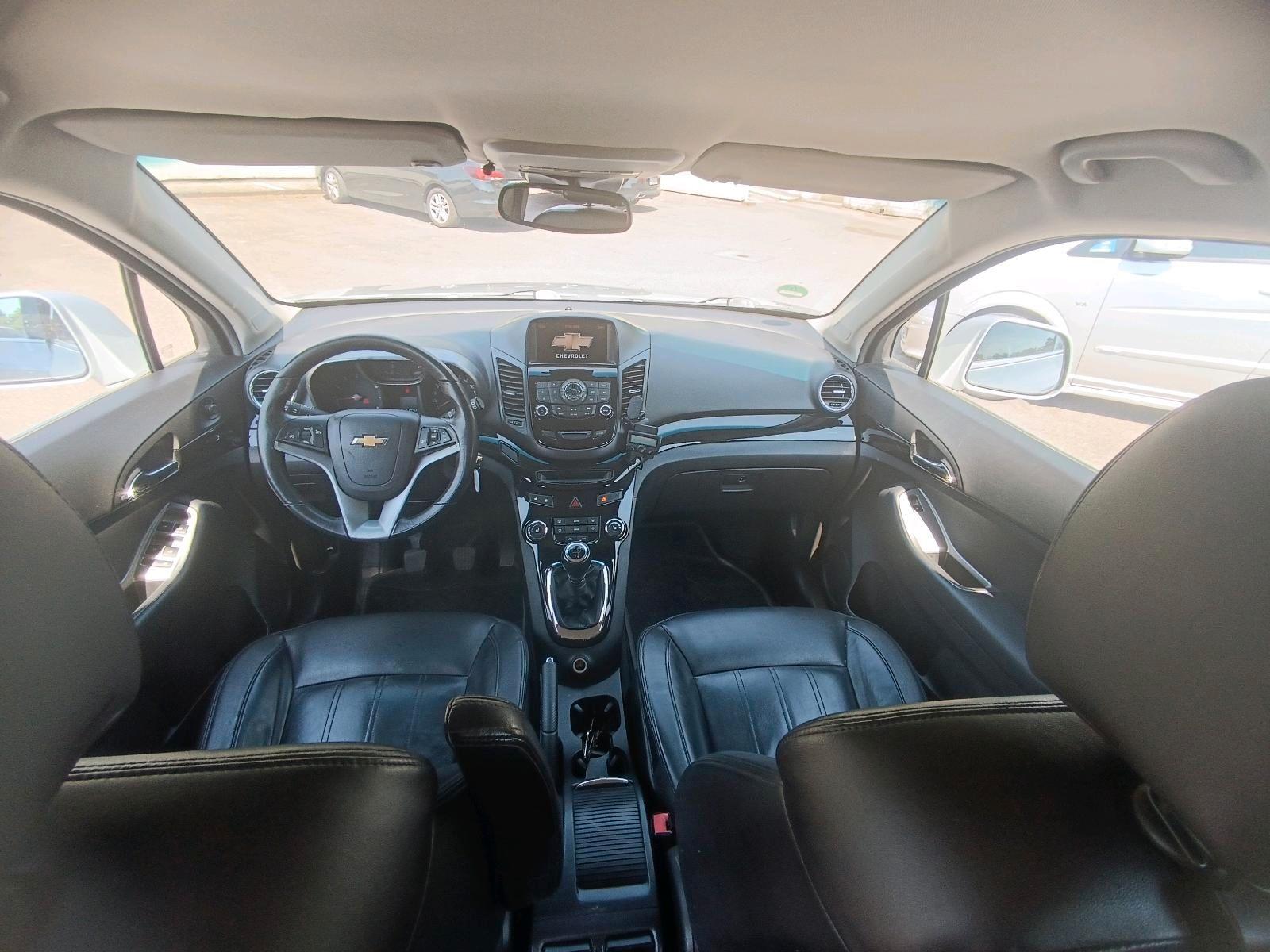 Chevrolet Orlando 2012 — photo 10