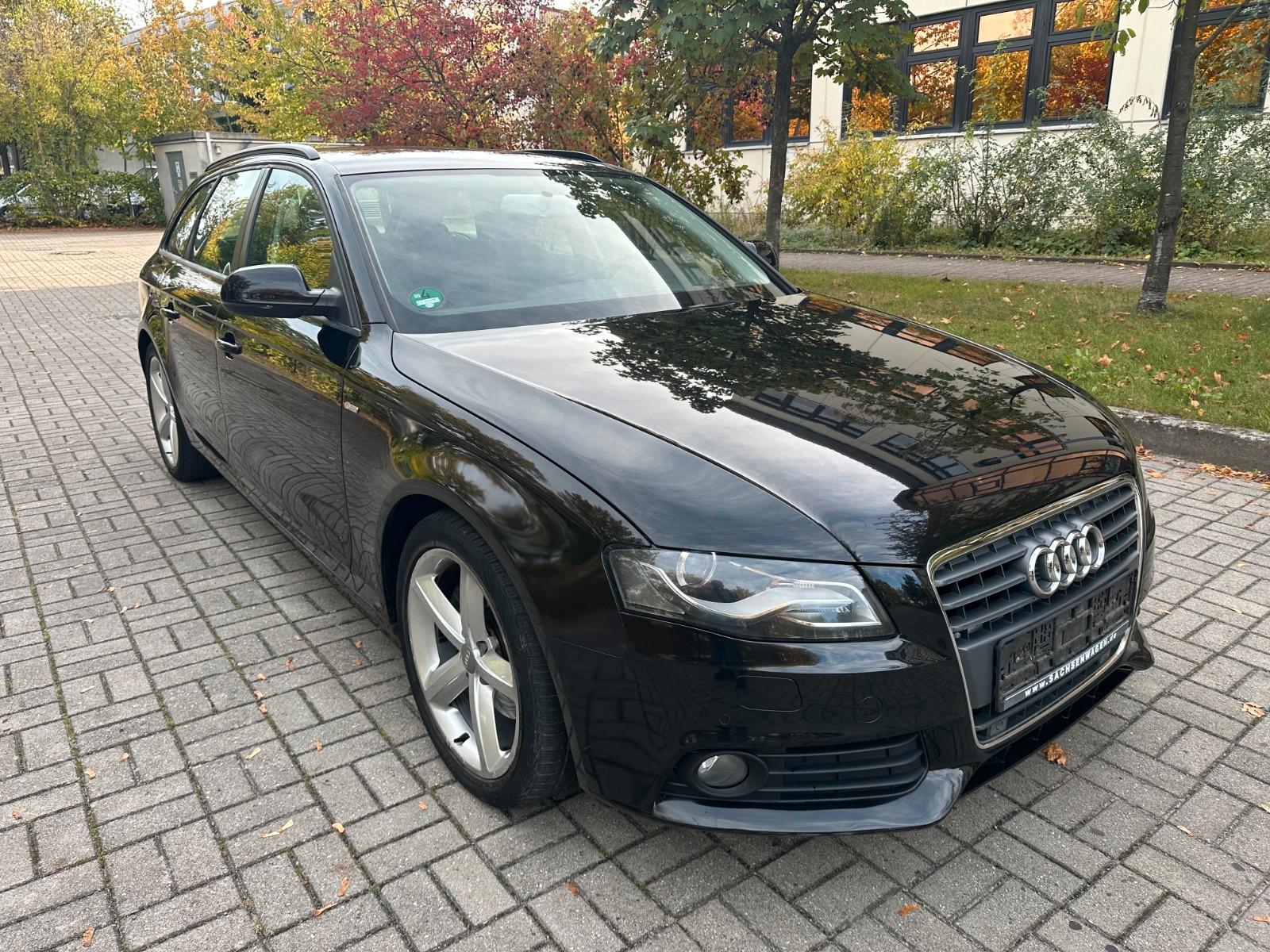 Audi A4 2009 — салон
