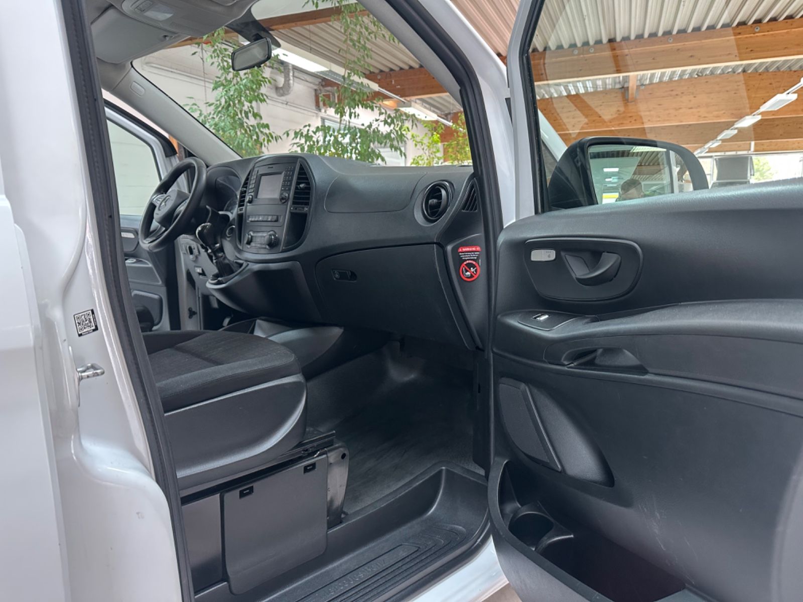 Fahrzeugabbildung Mercedes-Benz Vito Tourer Kombi 111CDI Pro FWD extralang