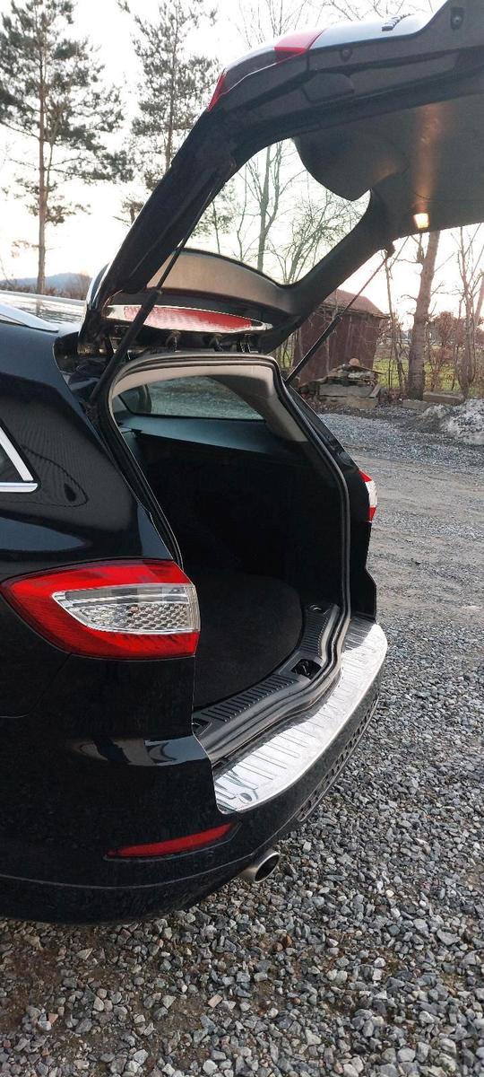 Ford Mondeo 2013 — photo 14