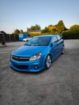 Opel Astra H OPC - Opel Astra aus 2007: Opc