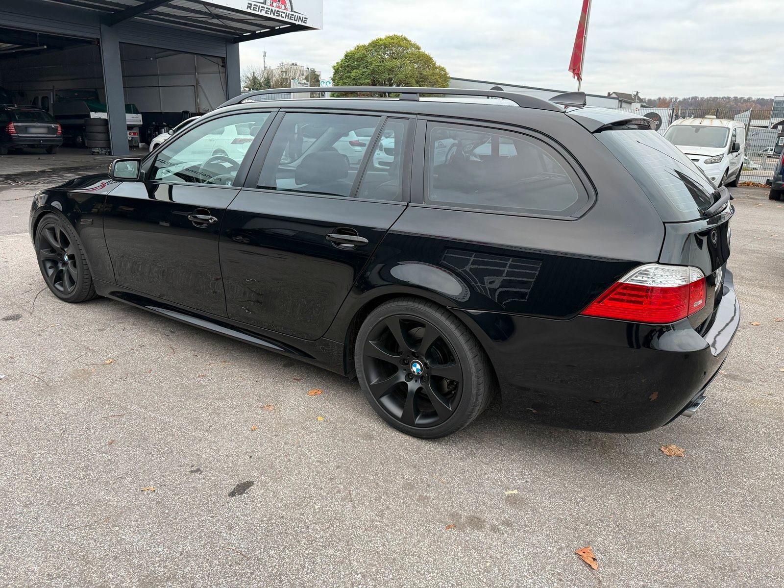 BMW 525 2006 — interior