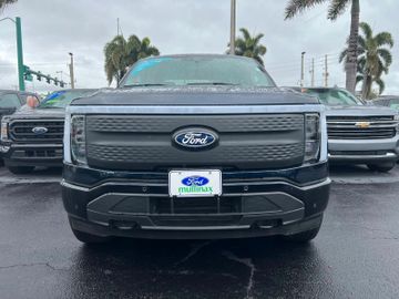 Ford F 150 Lightning Flash gr Batterie im Vorlauf