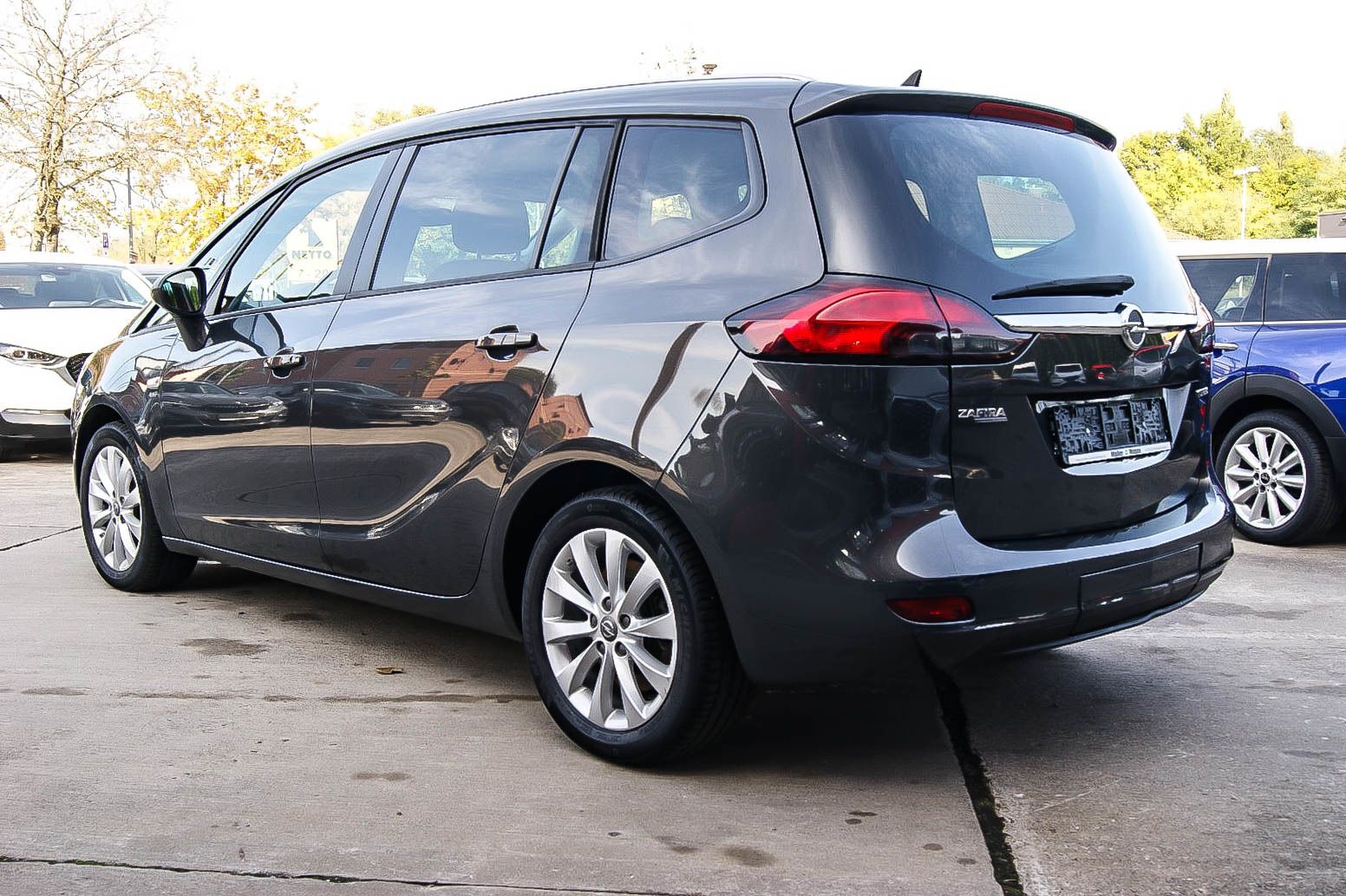 Fahrzeugabbildung Opel Zafira Tourer 1.6T eco ACTIVE FAHRRADTRÄGER NAVI