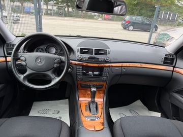 Mercedes E 200 - 7