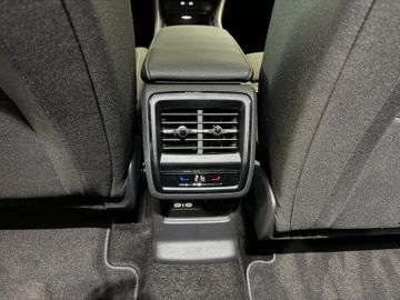 Fahrzeugverkauf 25 Skoda Kodiaq 1.5 TSI Selection Matrix*7-Sitze*AHK