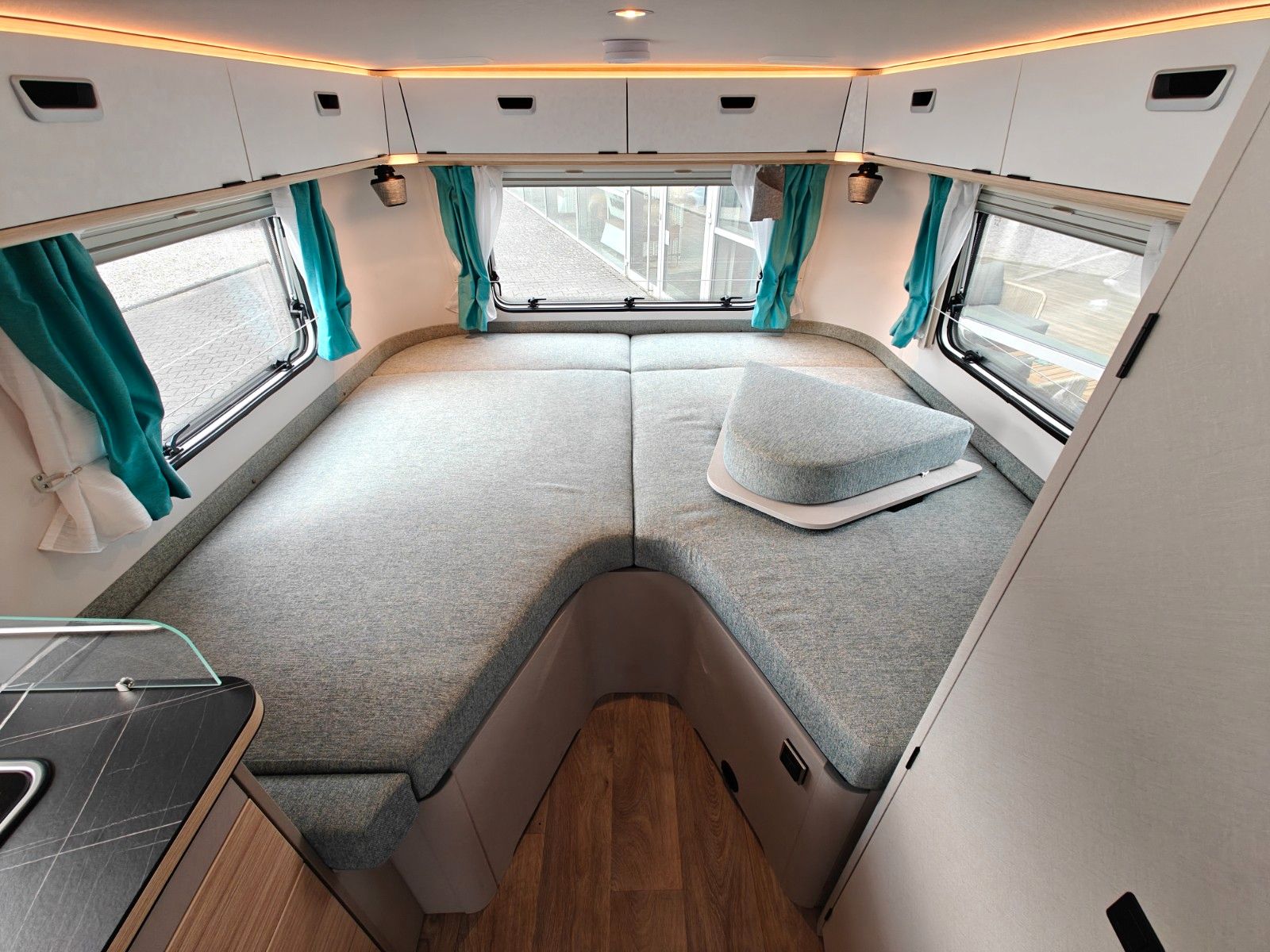 Fahrzeugabbildung HYMER / ERIBA / HYMERCAR Touring 642 Urban - JETZT 5.012€ SPAREN !